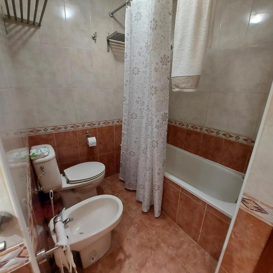 카스트로우르디알레스 Soleado Piso Con Garaje Y Piscina A 8' Centro 아파트 외부 사진